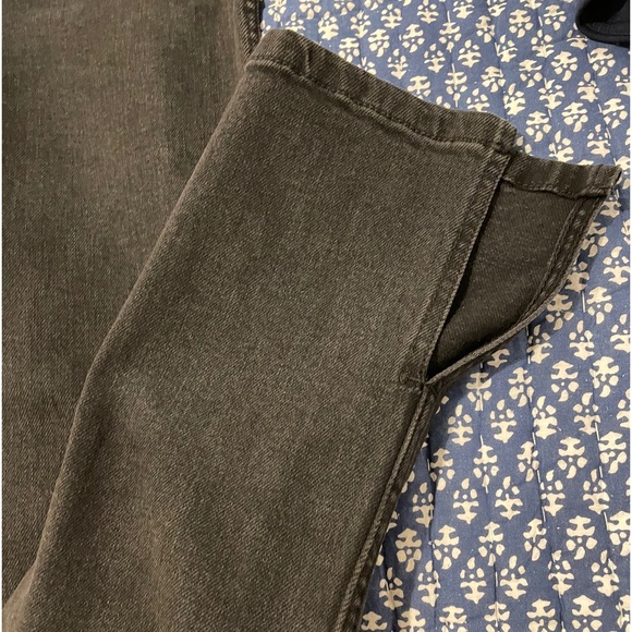 Gianni Bini Black split hem ankle jean - Picture 3 of 3